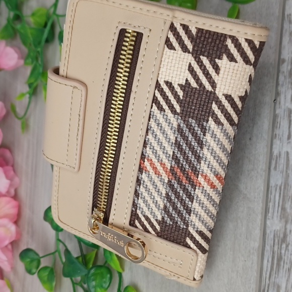 Spartina Linen/Leather Wallet - Picture 3 of 9